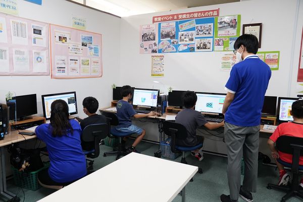 大切なお子様を安心してお預け頂くため、講師はキッズメンタルコーチ研修を受講しています。