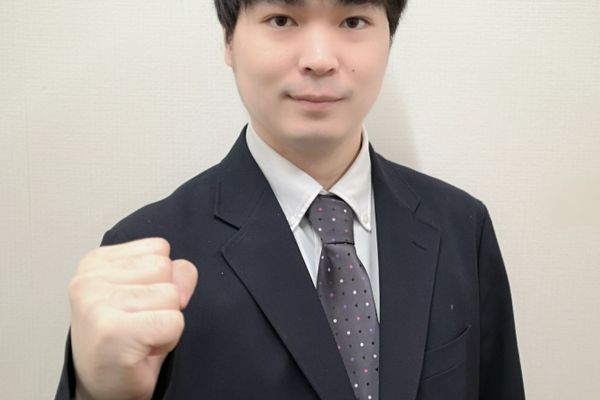 秋山先生