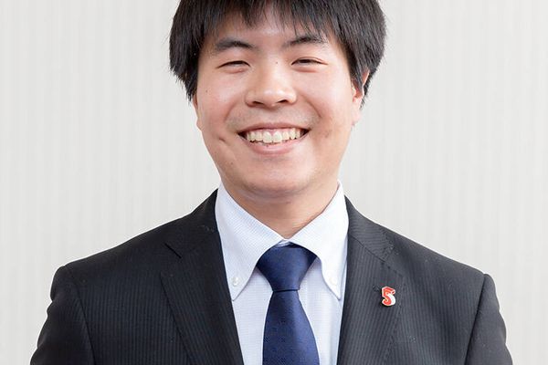 仁井亮太