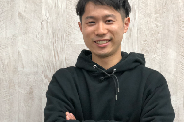 南栄輝