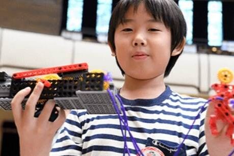 ロボット製作基礎から本格的なロボット技術まで学べるカリキュラム