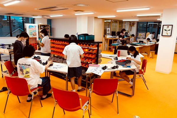 広々とした空間で自由な発想を育みます