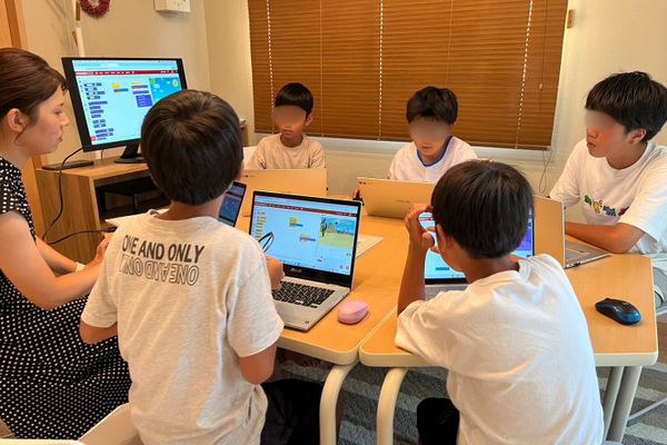 講師は小学生2児のママ！