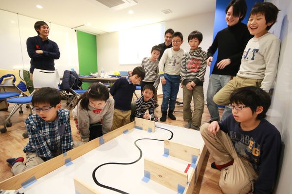 最後は全員がプレゼンテーションも行ないます。