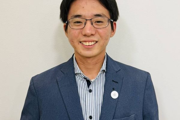 成田　正磨
