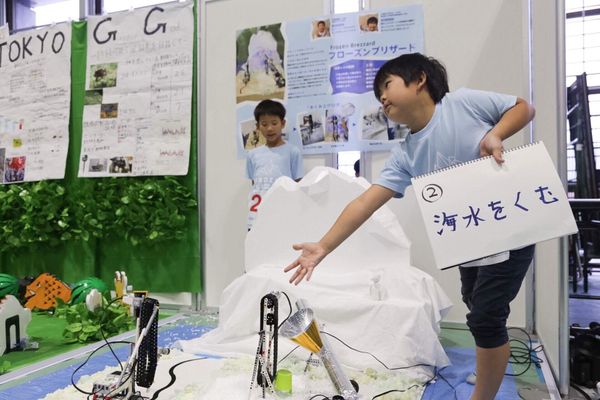 通塾生の中にはロボットコンテストやアプリコンクールなど、外部の賞に応募する子も