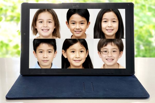Zoomを利用しているので、簡単にオンライン講座へ接続できる