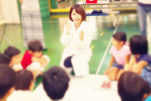 講師と一緒に「ナイストライ！」「ナイスクリア！」を繰り返します