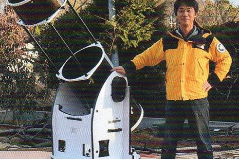 塾長はアマチュア天文家でもあります。世界23カ国で使われているプラネタリウムソフト「SUPER STAR」の開発者です。