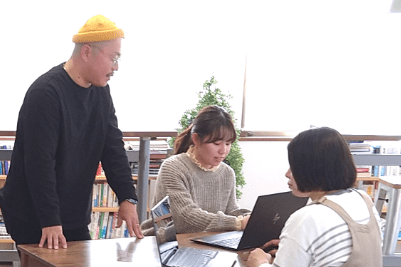 一緒に学ぶ 仲間がいる、 挫折しない 学習環境