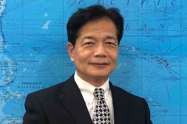 山本先生