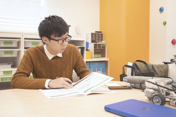 中辻俊弥