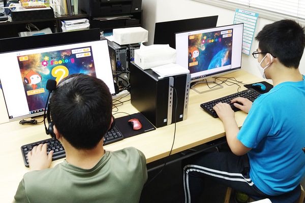 PCの基本操作から学べるので初心者でも安心。