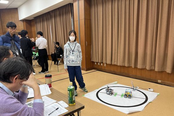 ロボカップジュニア競技会参加の様子