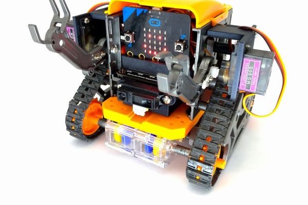 マイクロビット搭載ロボット