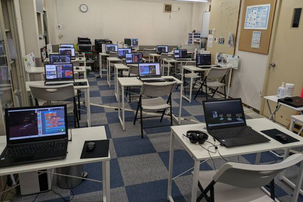 有希塾プログラミング教室の教室風景⑦