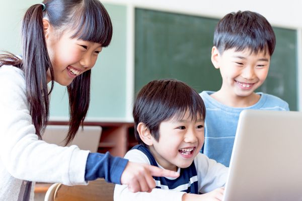 楽しみながら「プログラミング的思考＝創造性」を養う