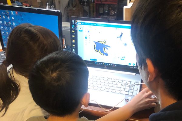 作ってみたいゲームを一緒に考えて実際に作ってみましょう！