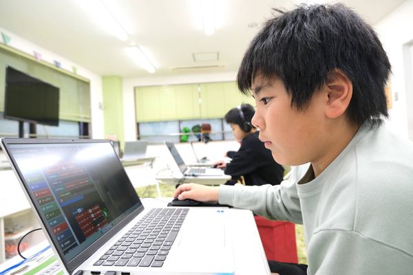 動画教材なので自分のペースで学ぶことができます