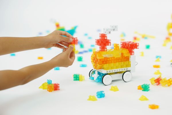 「3D組立ガイド」がロボット制作をナビゲート