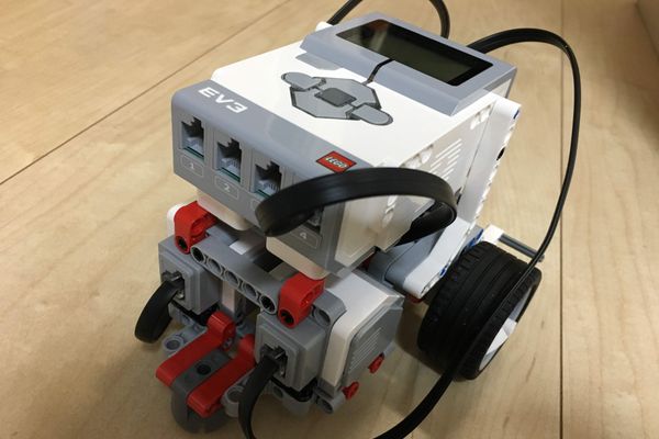 プログラミングでロボットが動く