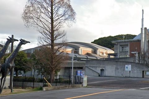 アリーナかぶとがに外観
