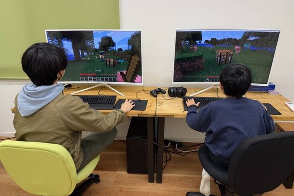 マインクラフトを使った授業の様子