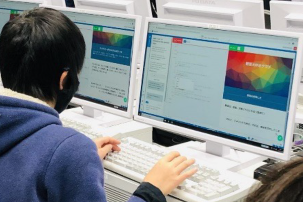 コードプログラミングクラスでは、教材「BSD」を使います。