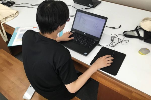 中学生のレッスン風景