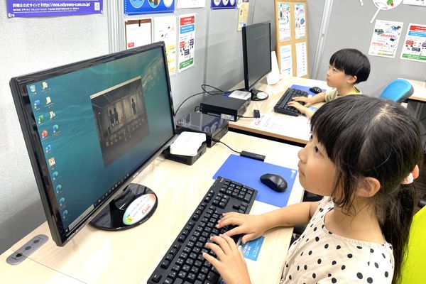 小学生のうちからタイピング！