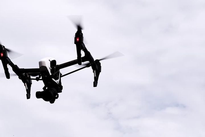 ドローン機体