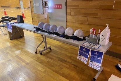 ヘルメットも安全第一で装着をお願い...