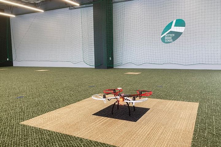 スカイテックドローンアカデミー 練習風景