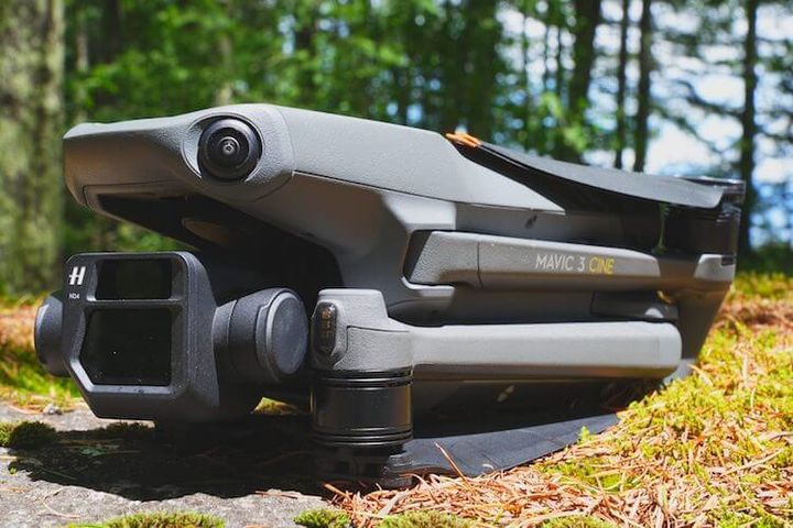 DJI AIR2S
