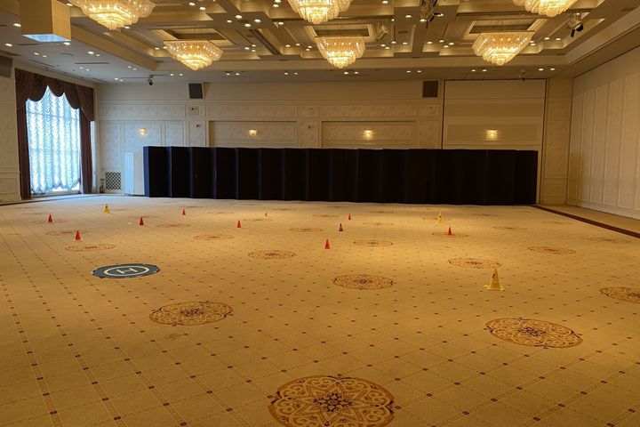 屋内講習会場