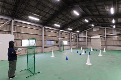 屋内外練習場