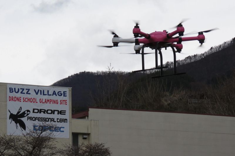 Buzz Village Drone School