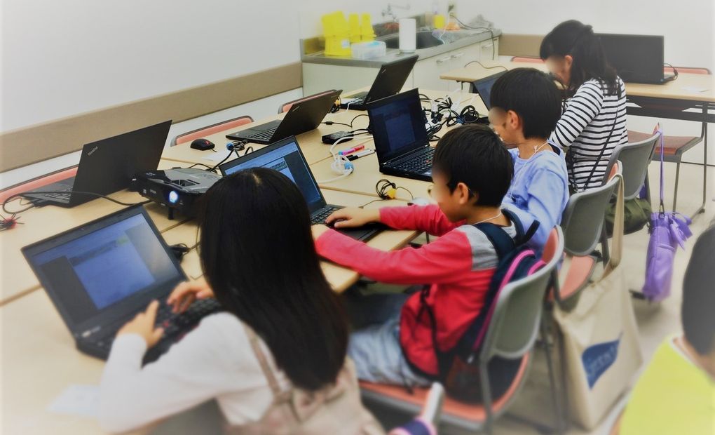 Creative Space Solur イオンカルチャ—クラブ船橋店 キッズプログラミング講座の画像