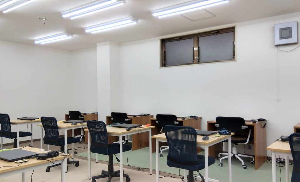 新越谷校の画像