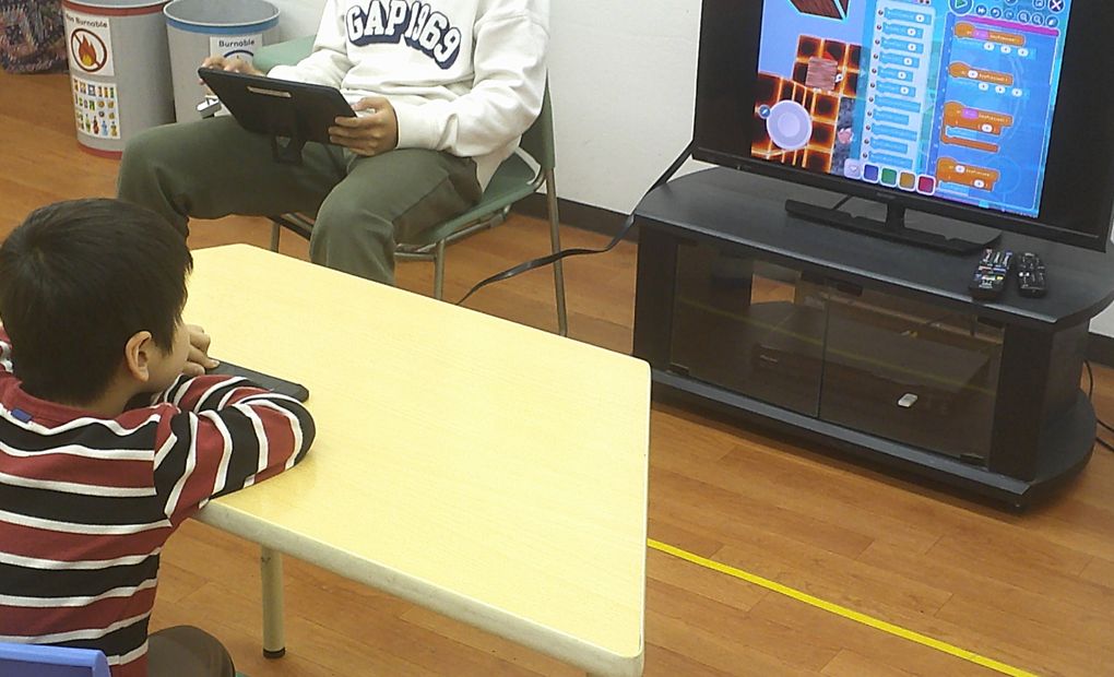 プログラミング教育 HALLO キッズデュオ 国領校の画像