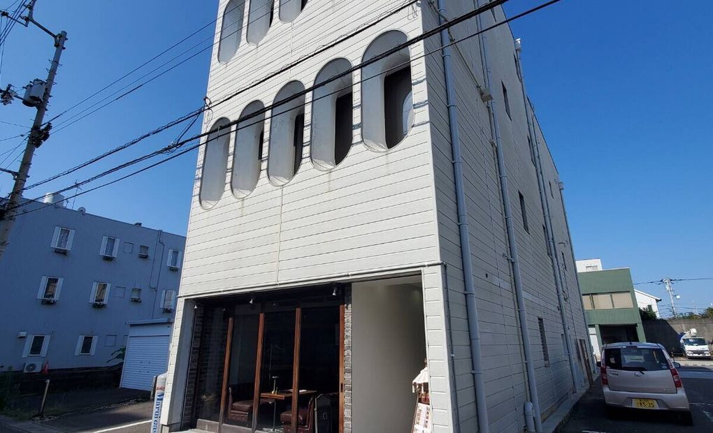 エドモンド 丸亀校の画像