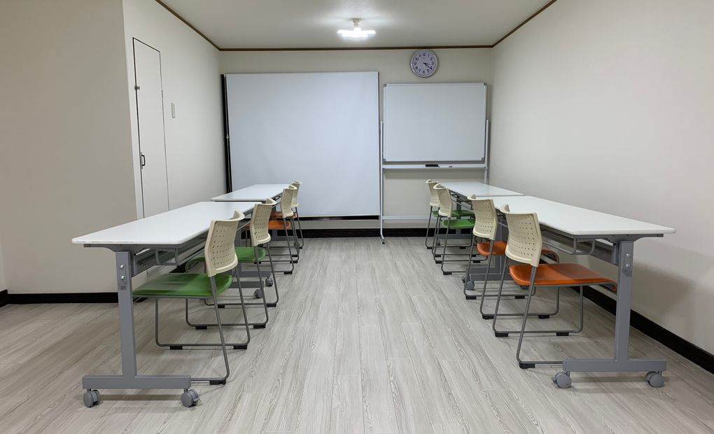 エドモンド放出校の画像