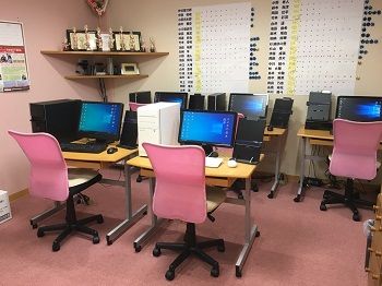 国府教室の画像