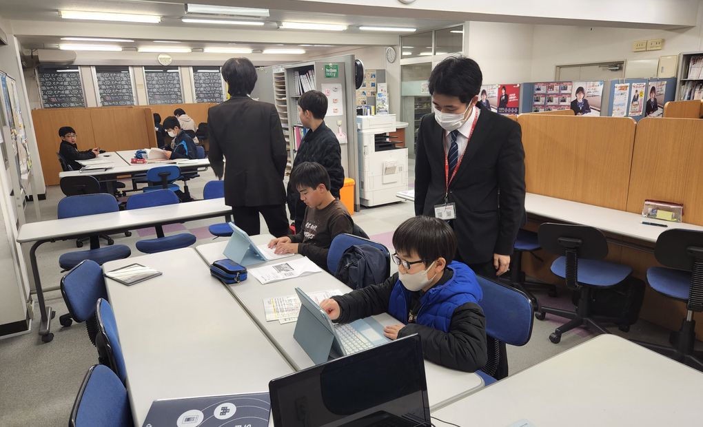 プログラミング教育 HALLO スクールIE 希望が丘校の画像