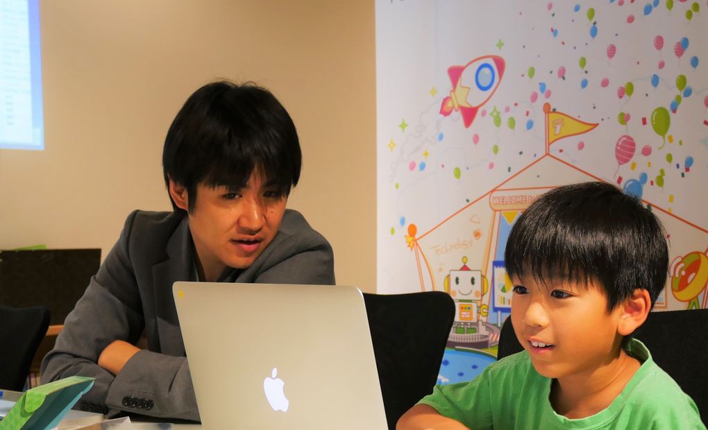 テクキチキッズ プログラミングアカデミー 学芸大学教室の画像