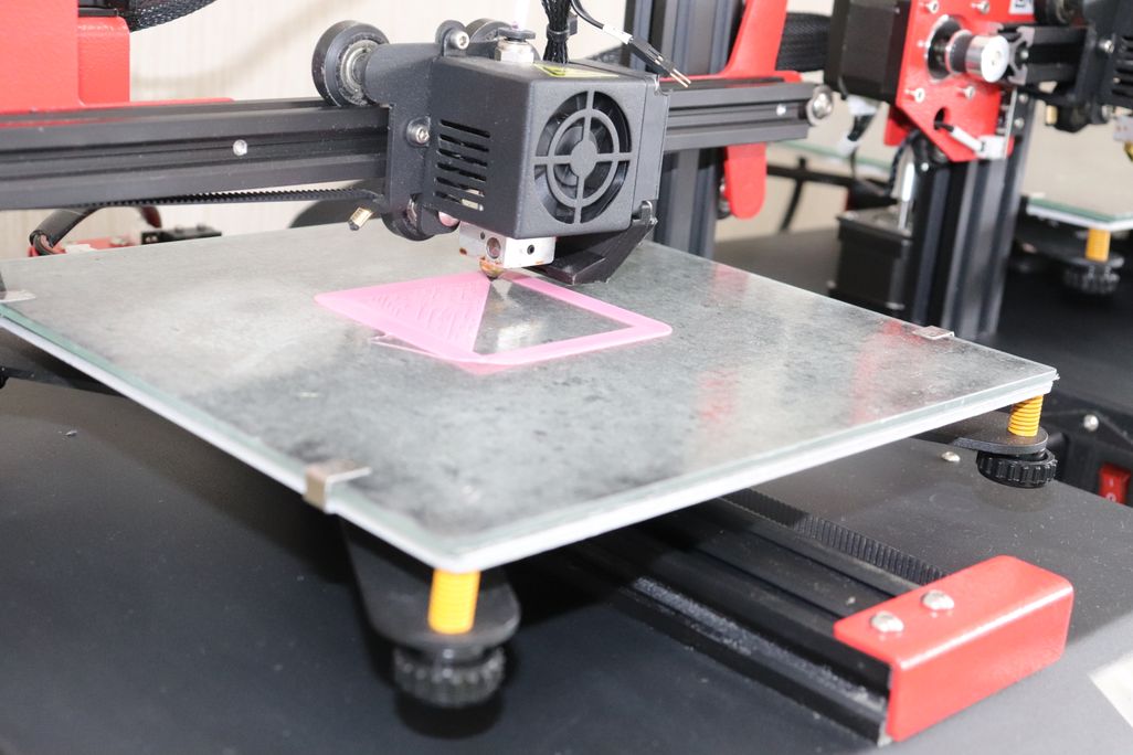 【3Dモデリング】3Dプリンタが動くと、子供たちが離れません
