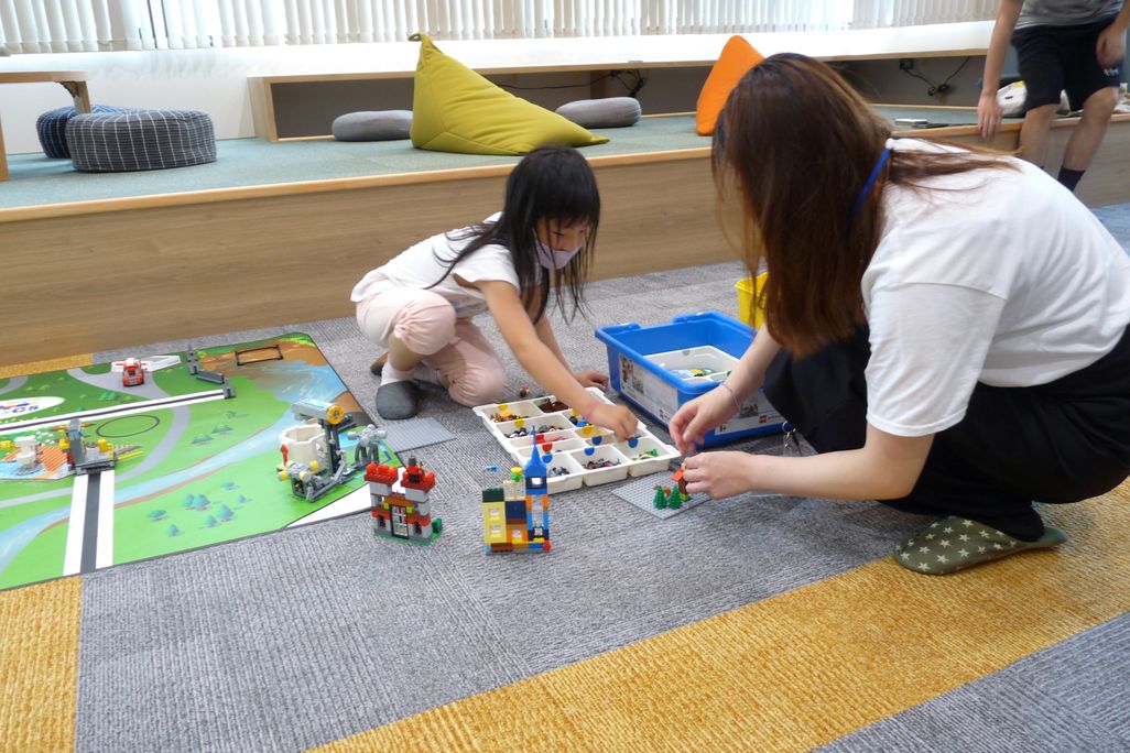 休憩時間にもお子さまが興味をもってさわることができる材料が沢山あります！