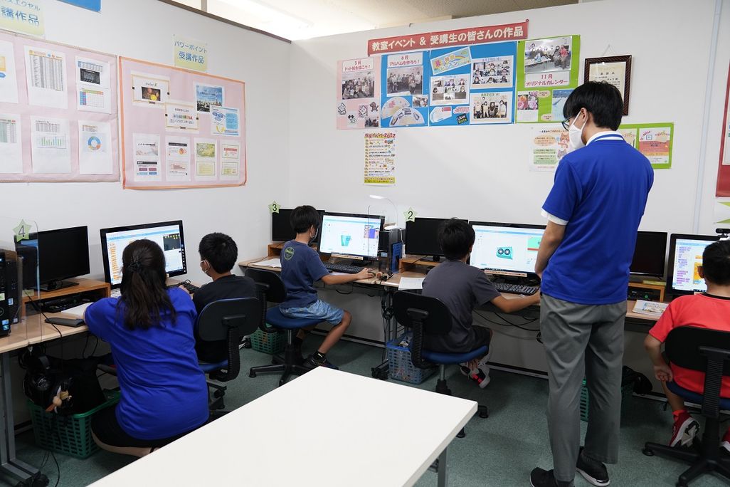 大切なお子様を安心してお預け頂くため、講師はキッズメンタルコーチ研修を受講しています。