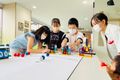 学年・男女問わず、お子様同志で協力し、学習を進めます。