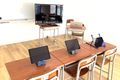 授業はコーチひとりに対して生徒さん3人までのクラスです。一人ひとりにタブレットを用意しています。
